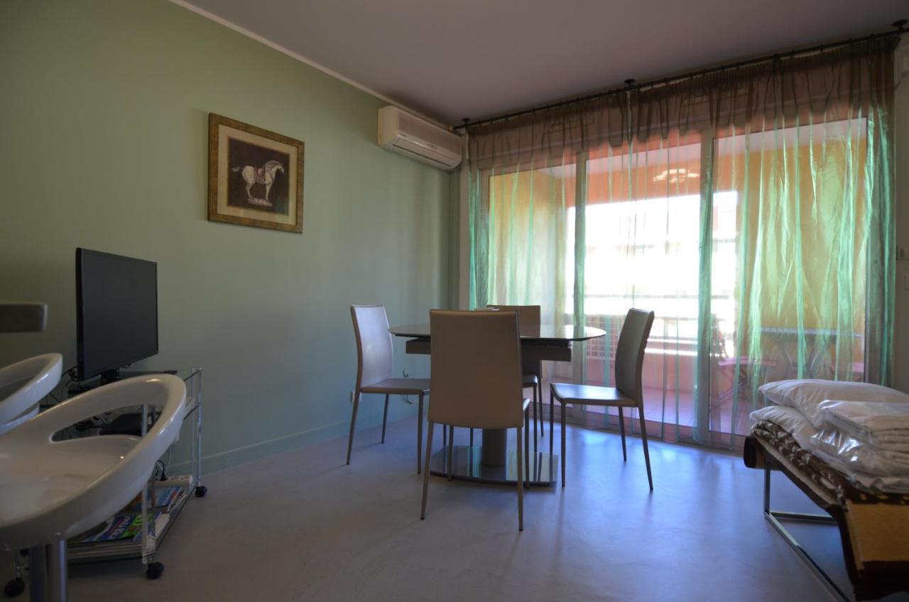 Appartement 3 Personnes Avec Coin Nuit Avec Terrasse Et Parking Quartier Du Port De Nice ניס מראה חיצוני תמונה