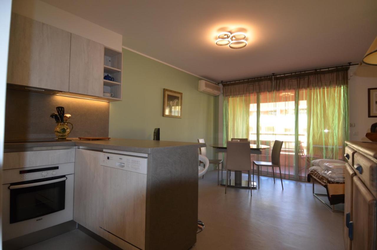 Appartement 3 Personnes Avec Coin Nuit Avec Terrasse Et Parking Quartier Du Port De Nice ניס מראה חיצוני תמונה
